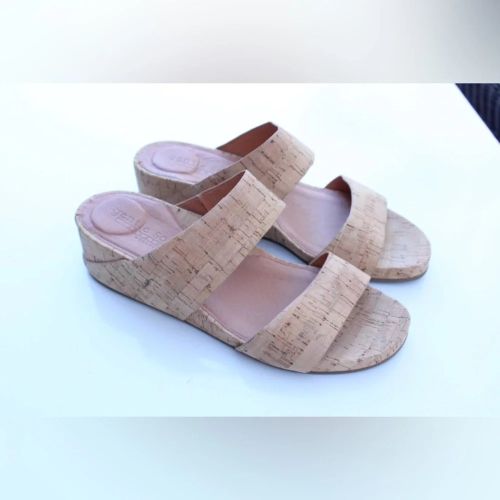 Gentle Souls Giselle wedge sandals